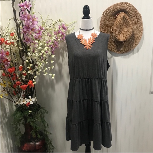 Maurices Plus Sz 0X Solid Tiered Babydoll Dress - Picture 3 of 9